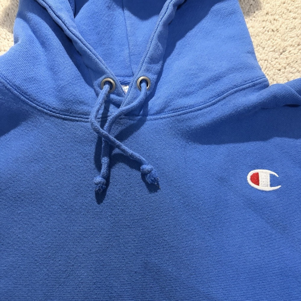 Champion Reverse Weave Pullover Hoodie Adult Size Medium Blue Sweatshirt - Picture 2 of 8